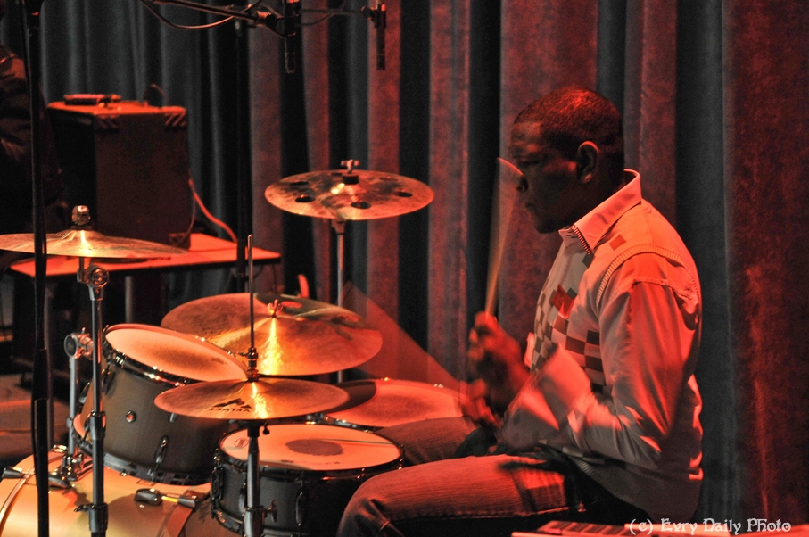 Evry Daily Photo - Telethon Evry 2010 - Concert Evry University Gospel - large - 5243360169.jpg